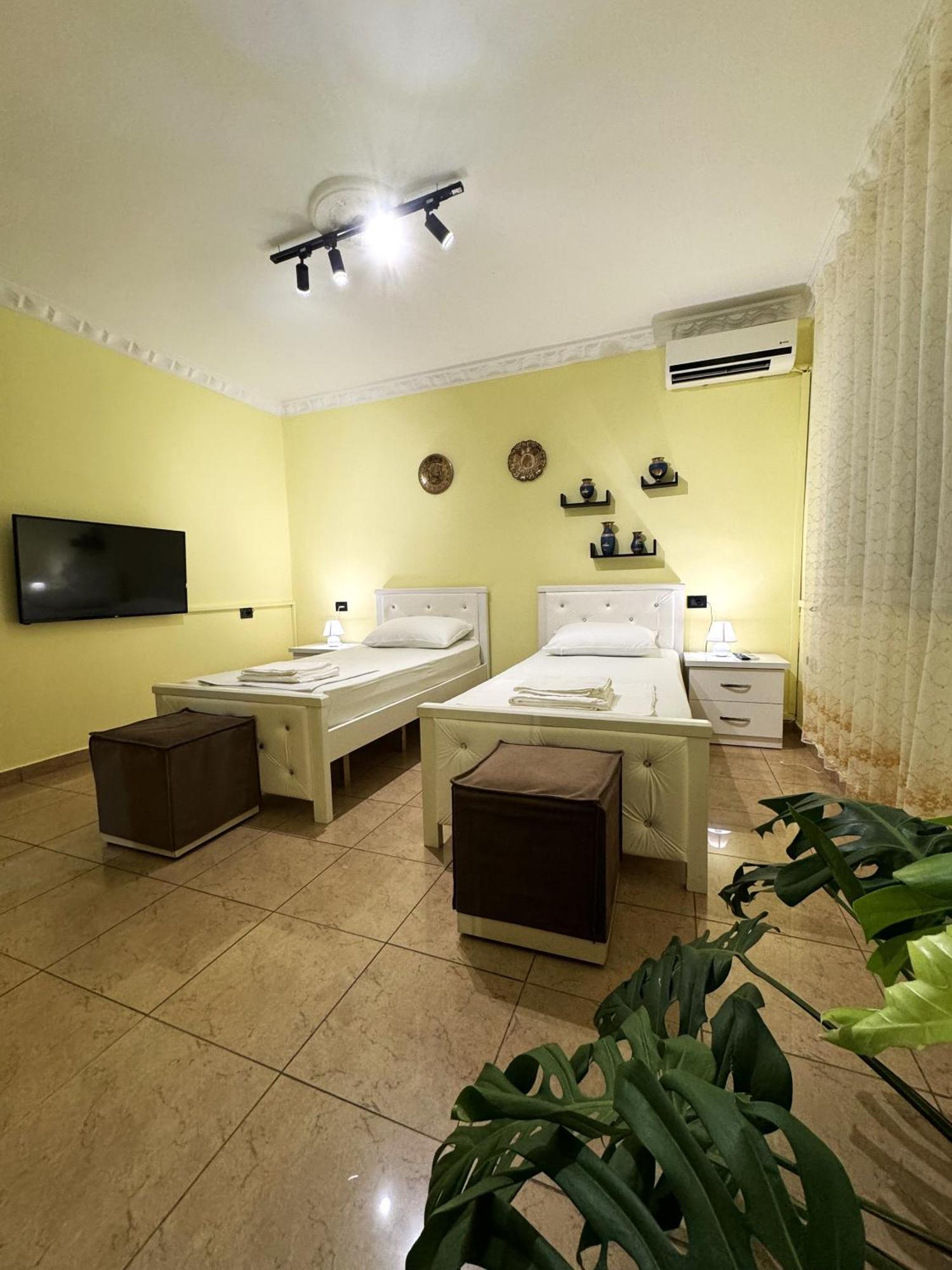 Fun House Serenity Tirana Exterior foto