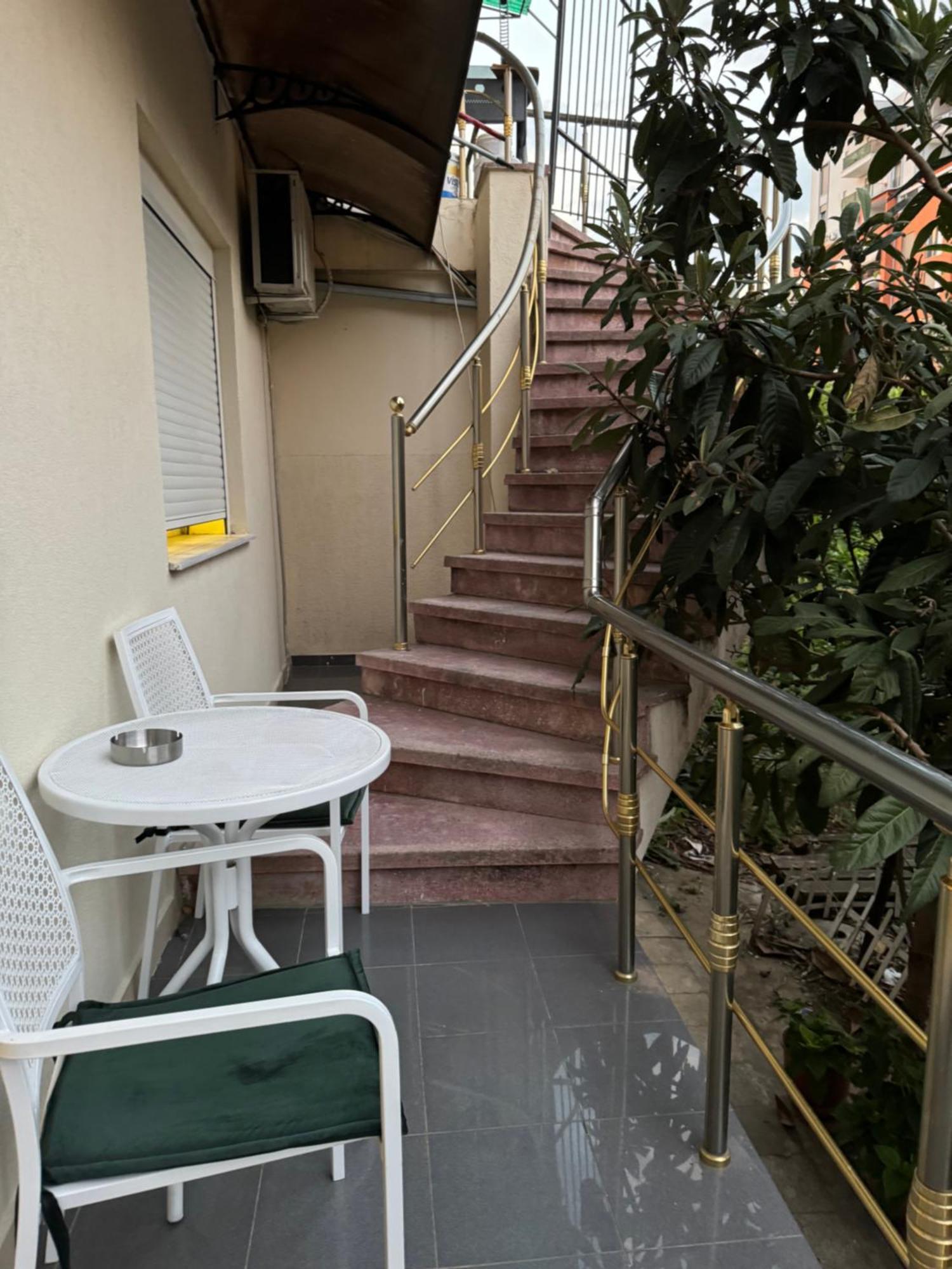 Fun House Serenity Tirana Exterior foto
